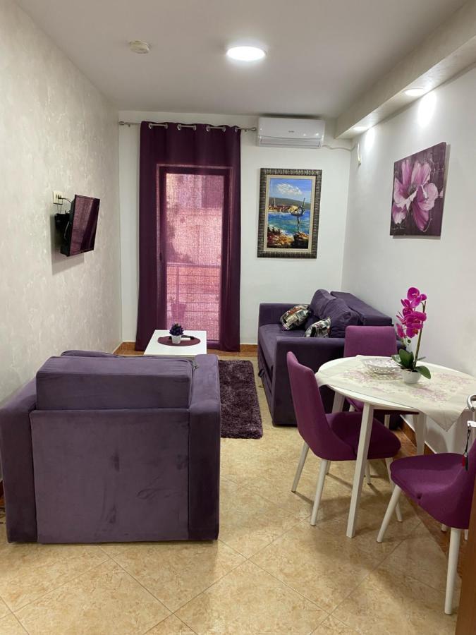 Hotel Suzana Budva Buitenkant foto