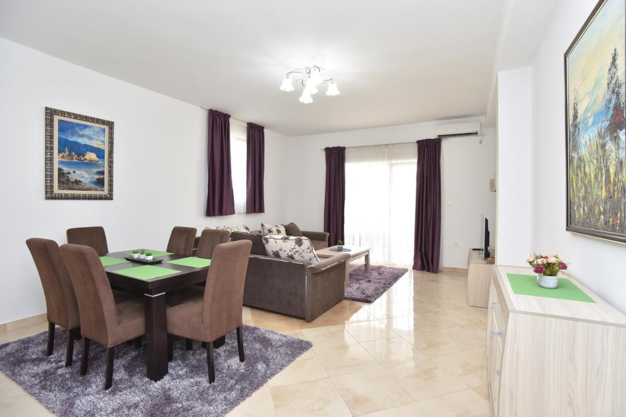 Hotel Suzana Budva Buitenkant foto