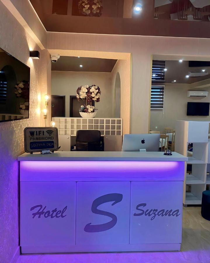Hotel Suzana Budva Buitenkant foto